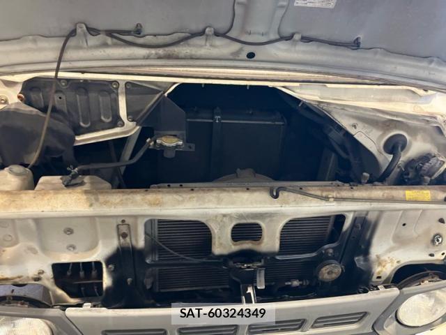 Toyota PORTE 2002-08 8247004-9