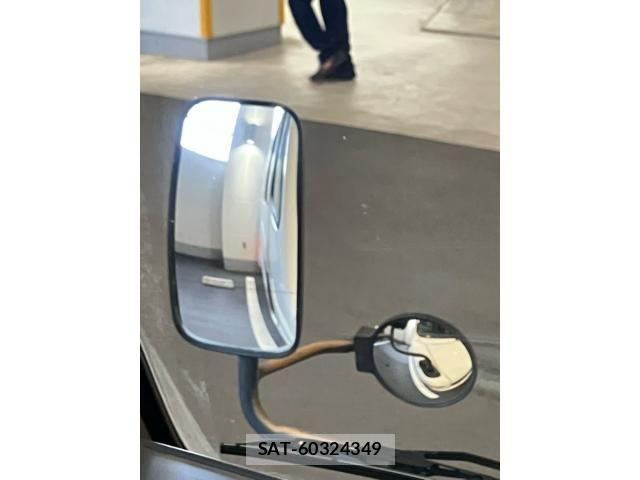 Toyota PORTE 2002-08 8247004-13