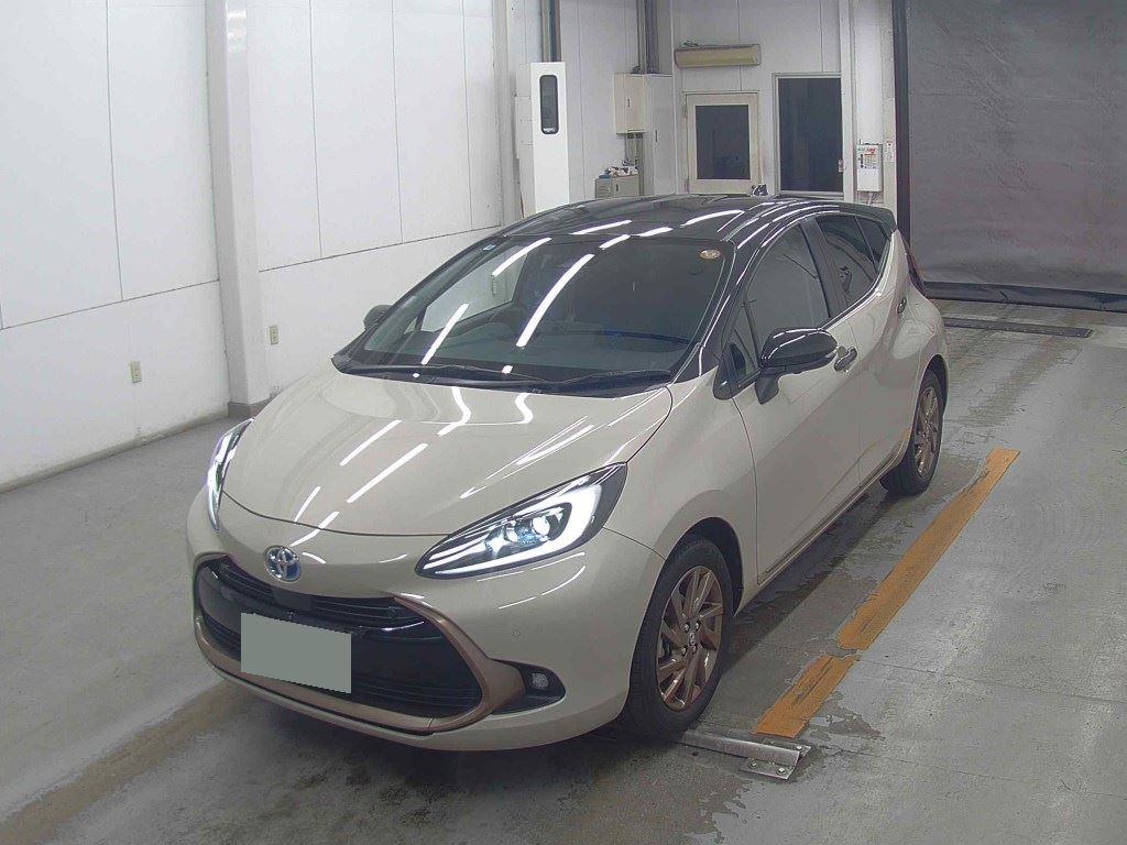 Toyota AQUA 2024 1485955-3