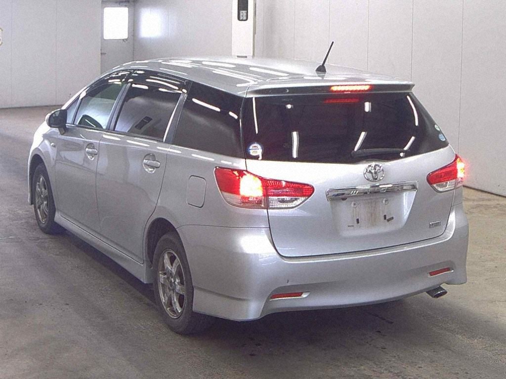 Toyota WISH 2011 1514770-1