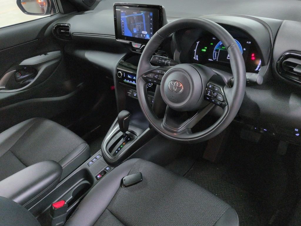 Toyota YARIS CROSS 2025 1634438-2