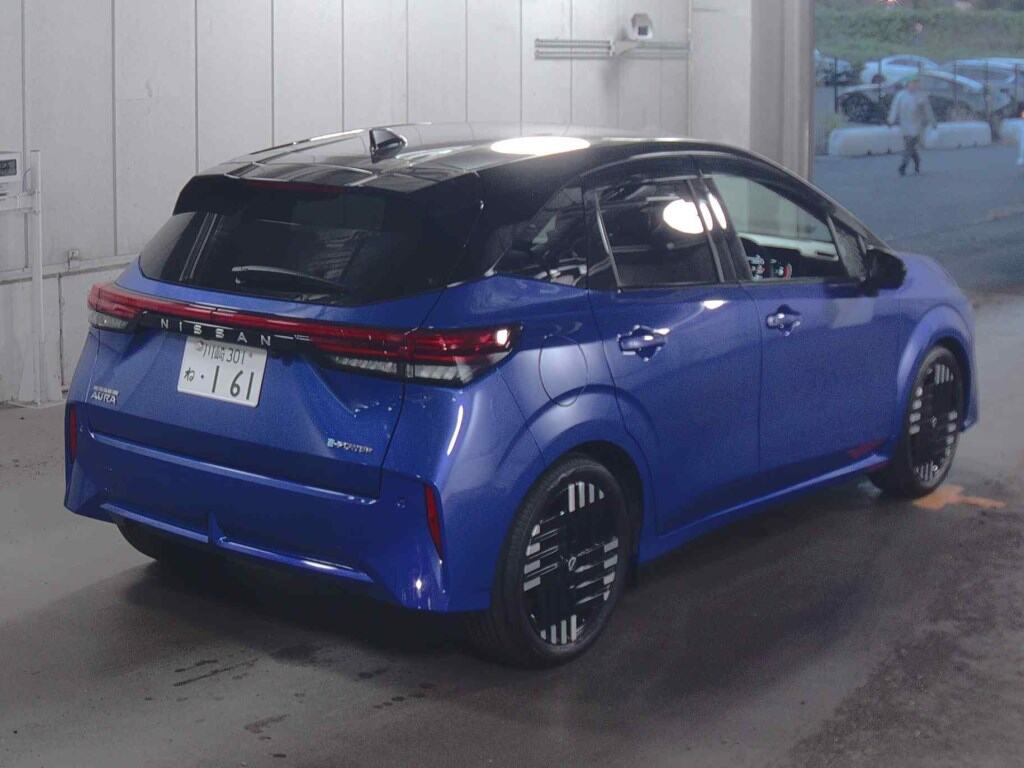 Nissan AURA 2025 1707183-4