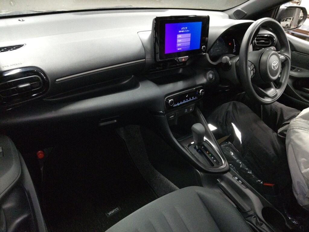 Toyota YARIS 2025 1710448-2