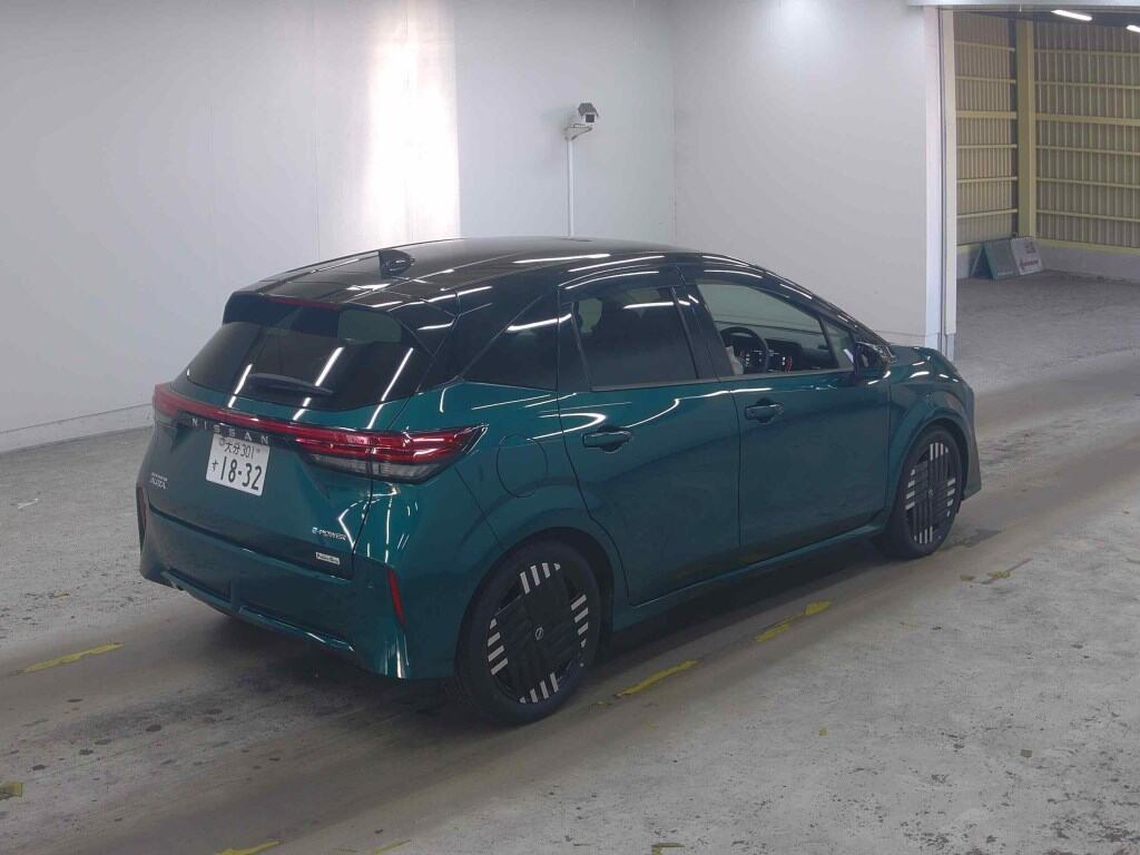 Nissan AURA 2025 1761811-4