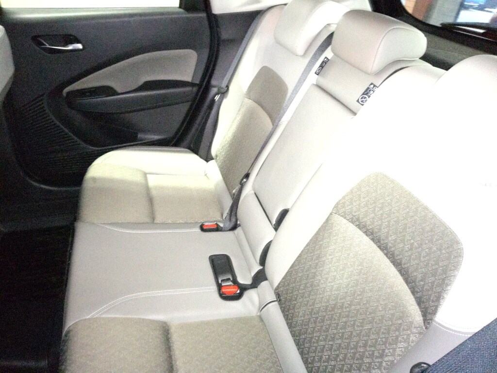Nissan AURA 2024 1956458-5