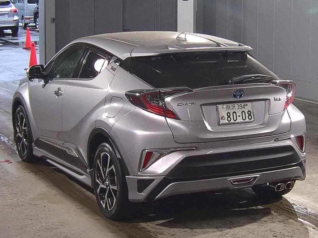 Toyota C-HR 2018 3933097-1