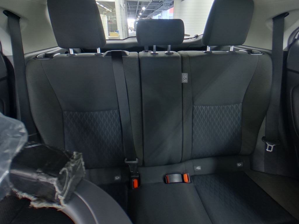 Toyota YARIS CROSS 2023 4480582-5