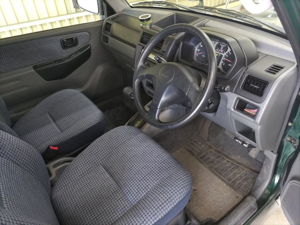 Mitsubishi PAJERO MINI 2001 6710220-2