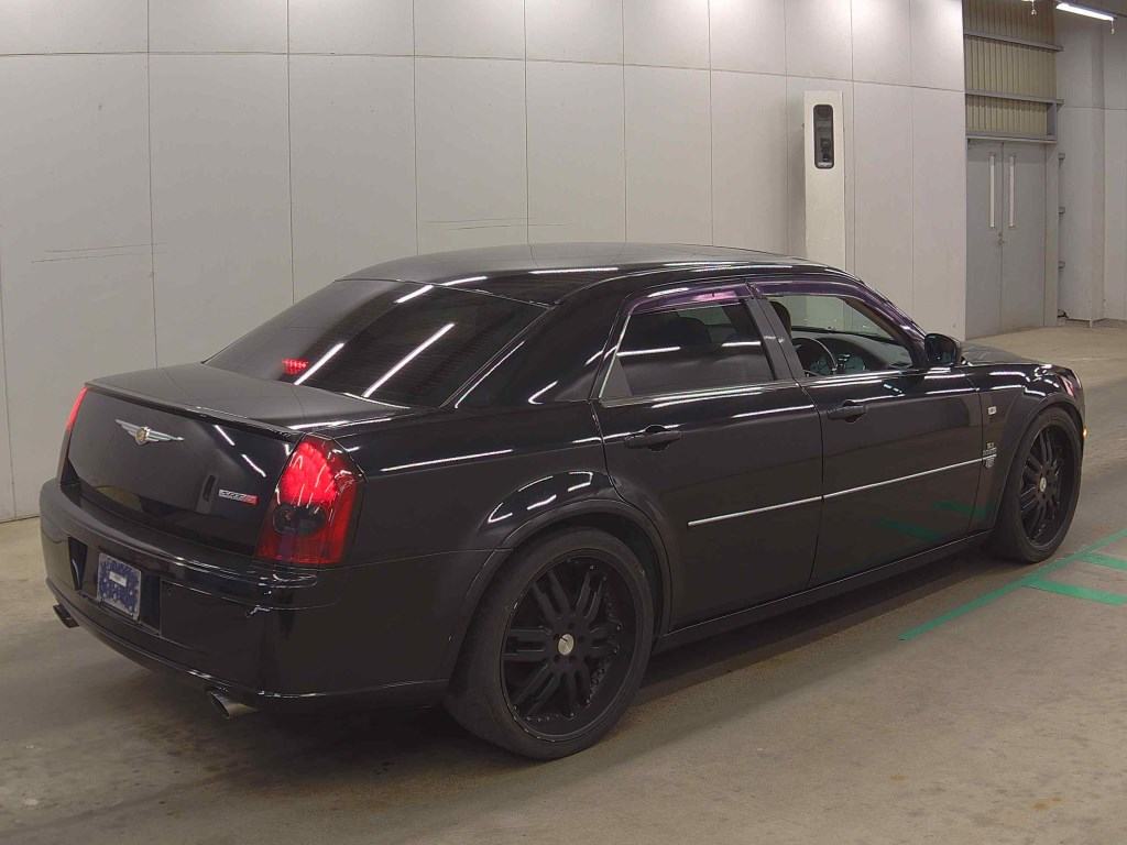 Chrysler 300C 2007 6880081-4