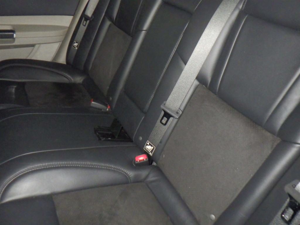 Chrysler 300C 2007 6880081-5