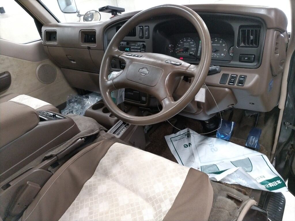 Nissan CARAVAN COACH 1995 6875432-2