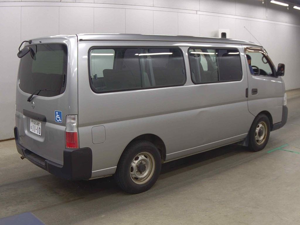Nissan CARAVAN COACH 2004 6886843-4