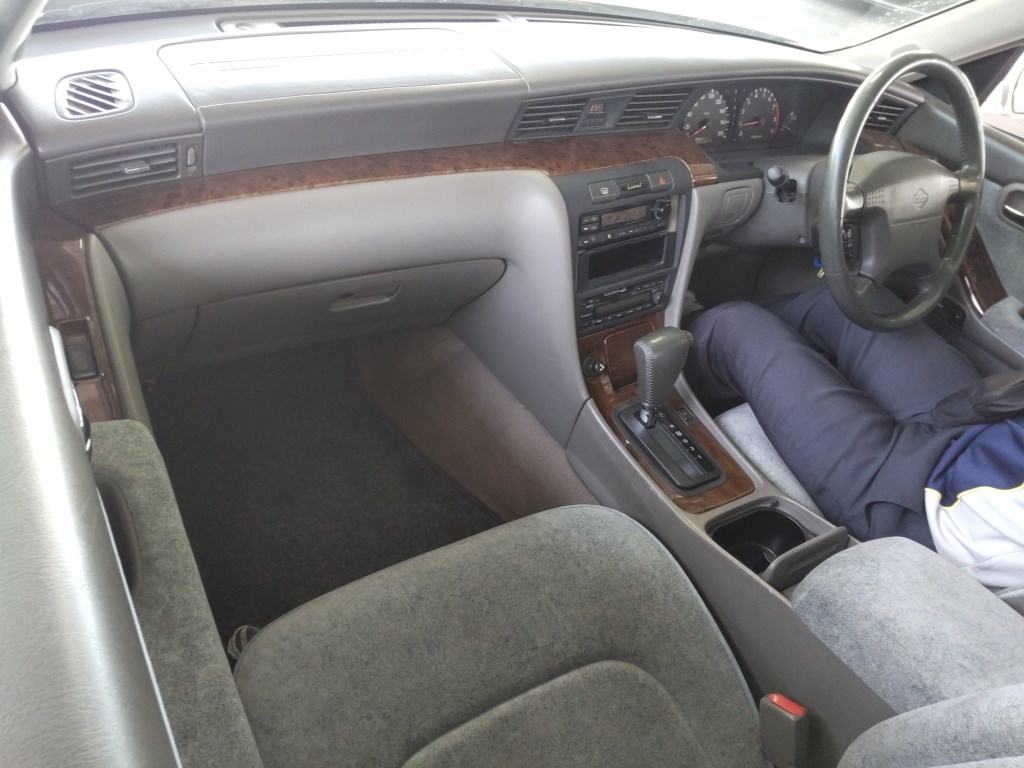Nissan LAUREL 1999 6875855-2