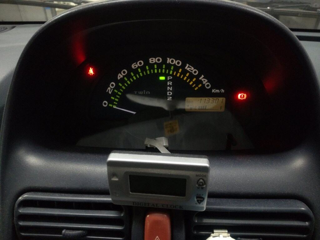 Suzuki TWIN 2004 6887307-5