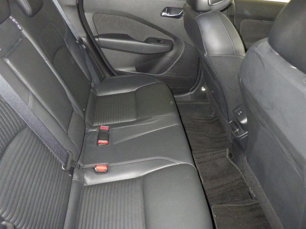 Nissan AURA 2023 6914154-5