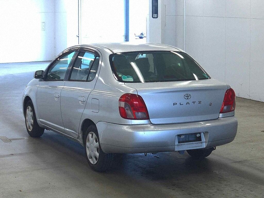 Toyota PLATZ 2001 6896120-1
