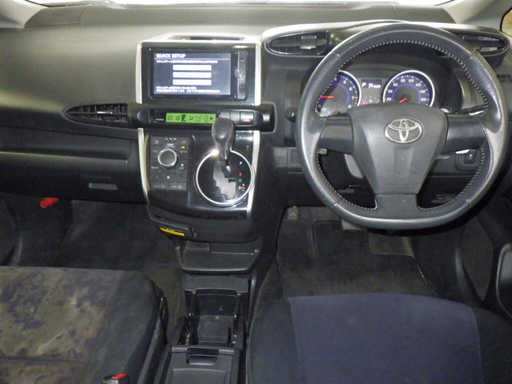 Toyota WISH 2013 6897555-2
