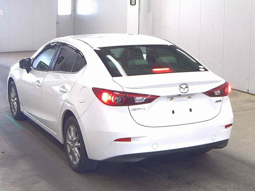 Mazda AXELA HYBRID 2014 6931640-1