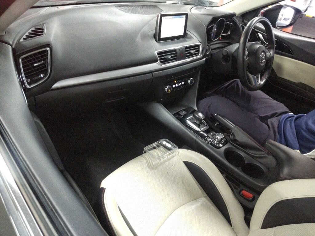 Mazda AXELA HYBRID 2015 6954810-2