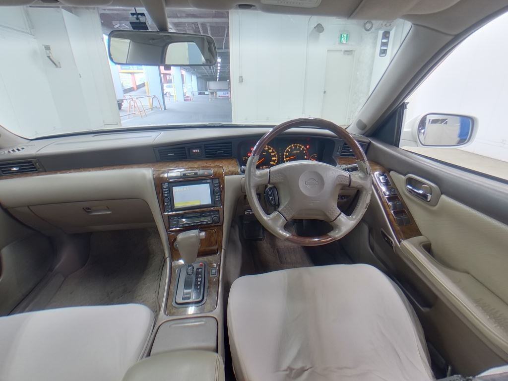Nissan LAUREL 2000 6961613-2