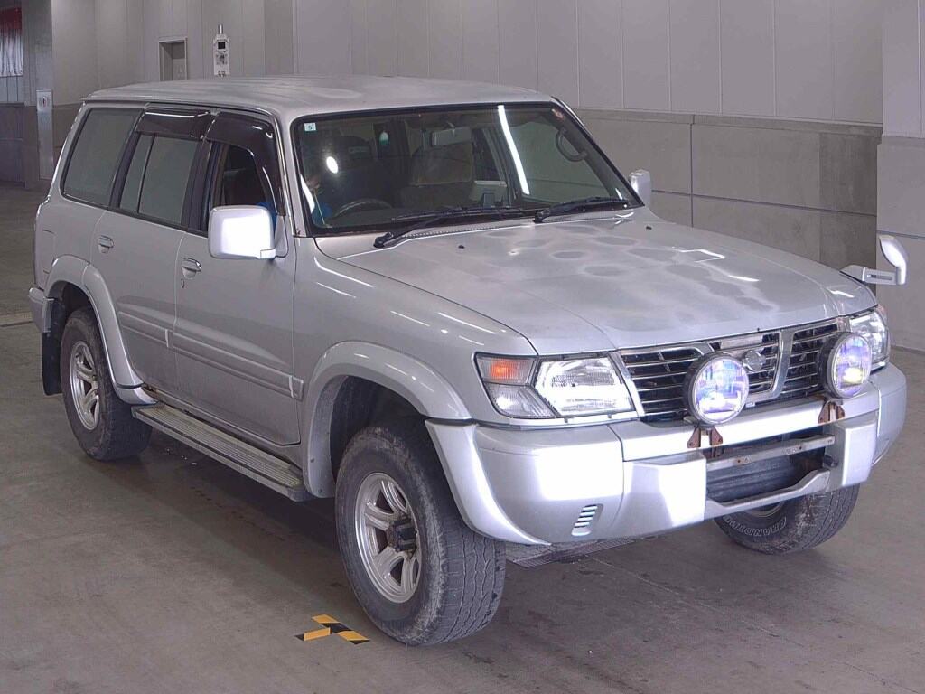 Nissan SAFARI 2000 6956010-0