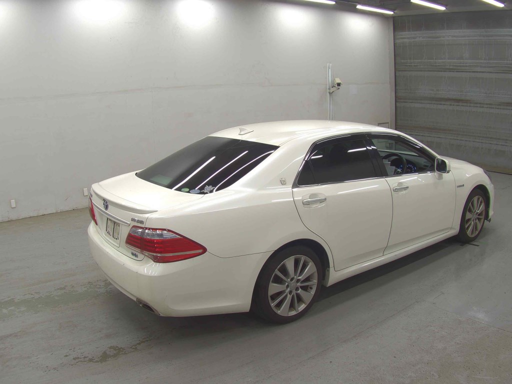 Toyota CROWN HYBRID 2012 6982527-4