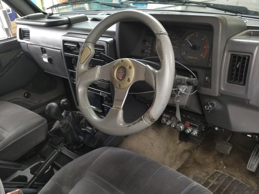 Nissan SAFARI 1990 6976477-2