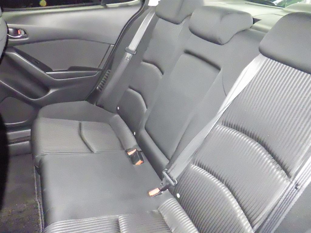 Mazda AXELA HYBRID 2015 7005304-5