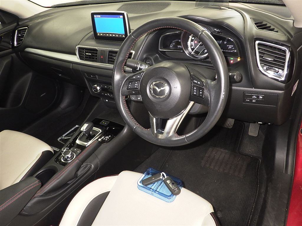 Mazda AXELA HYBRID 2013 7016090-2