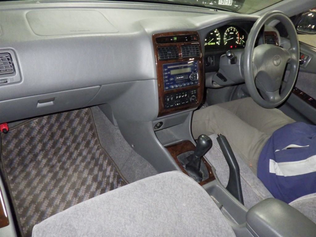 Toyota CORONA PREMIO 2000 7014084-2