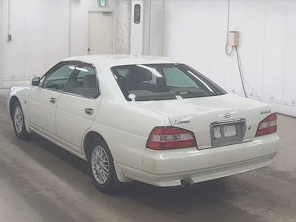 Nissan LAUREL 1999 7010705-1