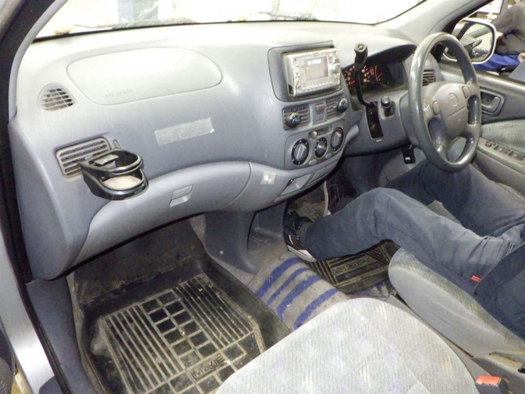 Toyota RAUM 1999 7006411-2