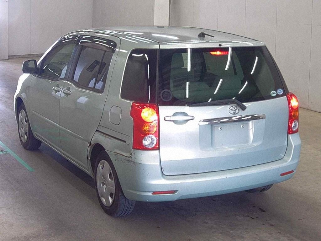 Toyota RAUM 2004 7012188-1