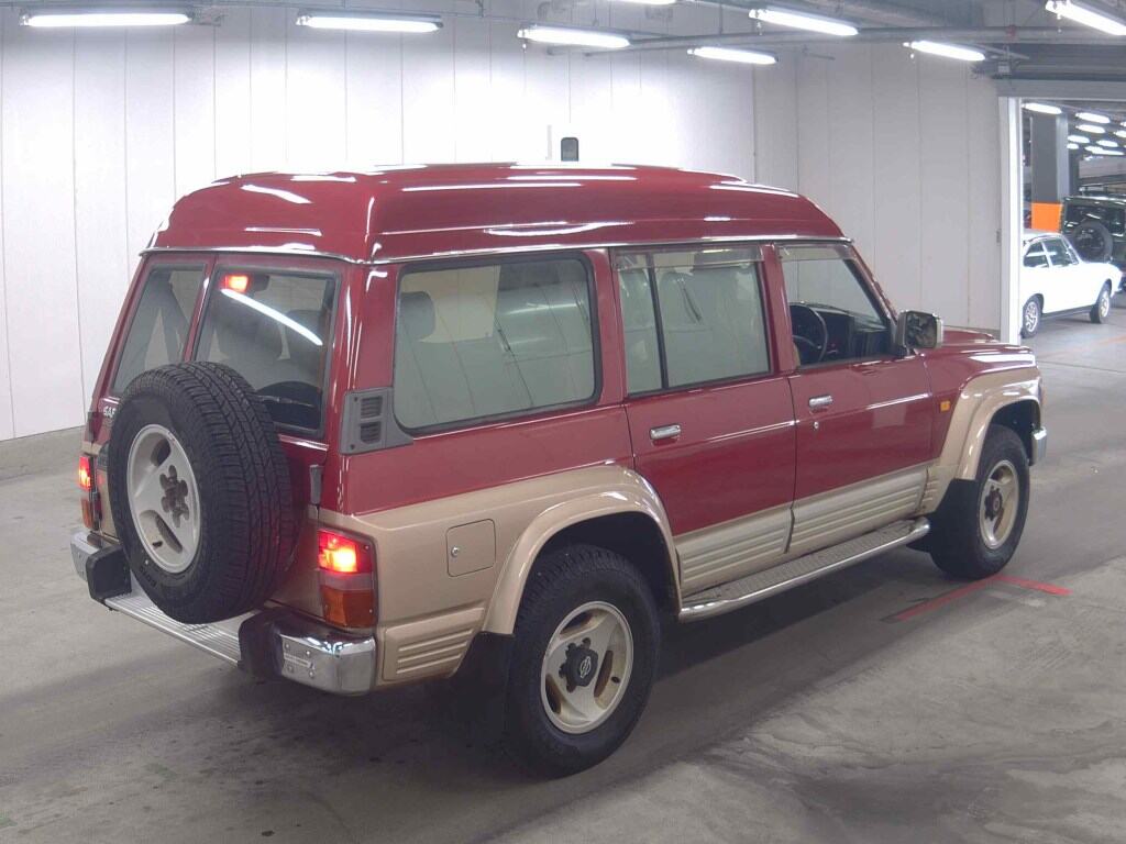 Nissan SAFARI 1997 7008425-4