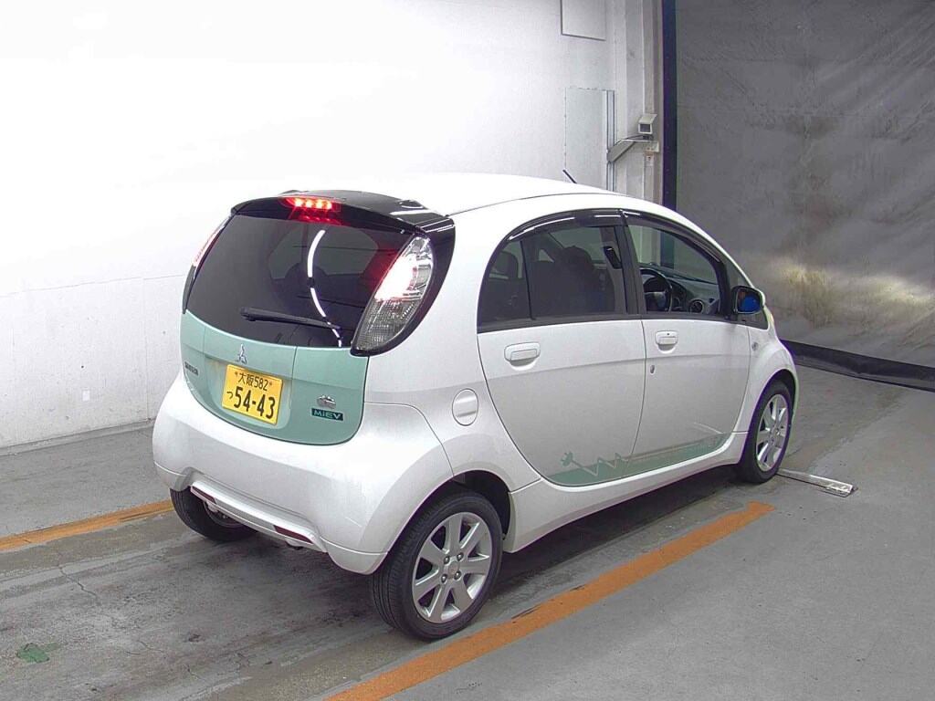 Mitsubishi I-MIEV 2010 7051814-4