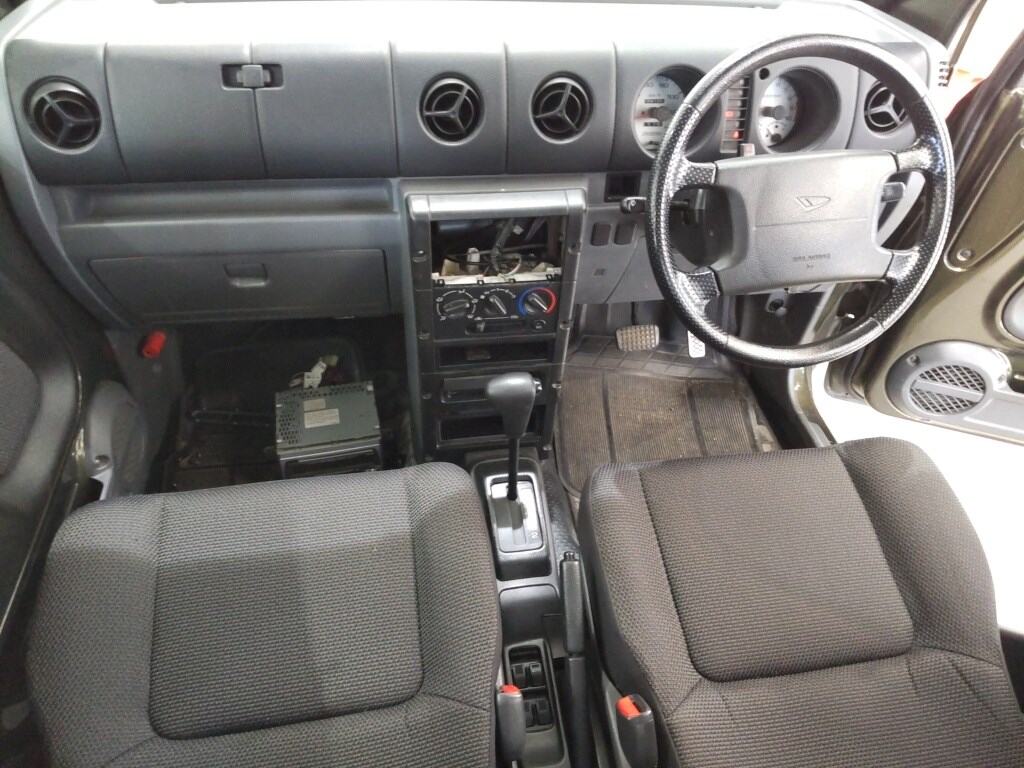 Daihatsu NAKED 2000 7039736-2