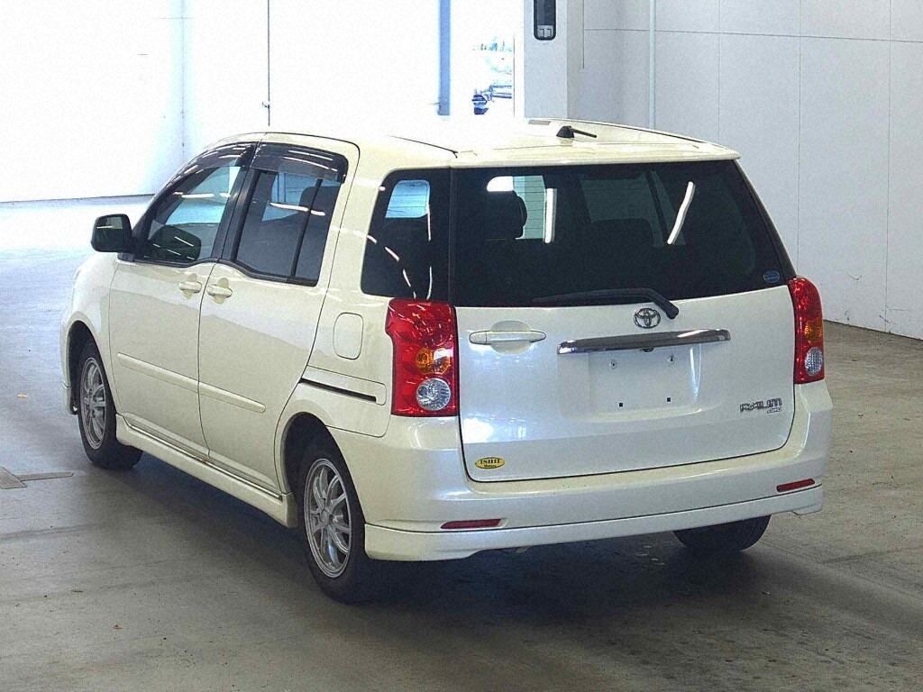 Toyota RAUM 2003 7043129-1