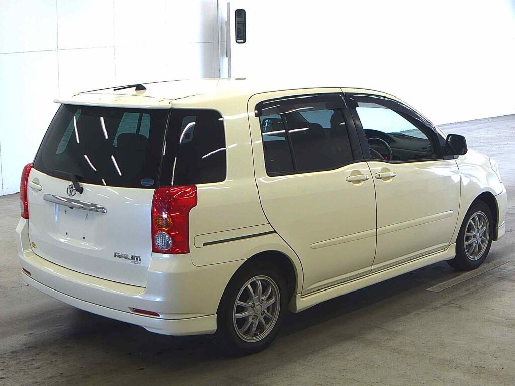 Toyota RAUM 2003 7043129-4