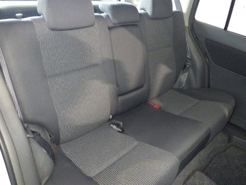Toyota RAUM 2003 7043129-5