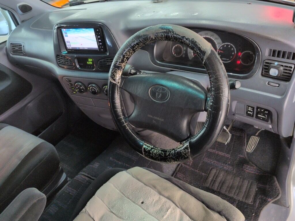 Toyota TOWNACE NOAH 2000 7048174-2