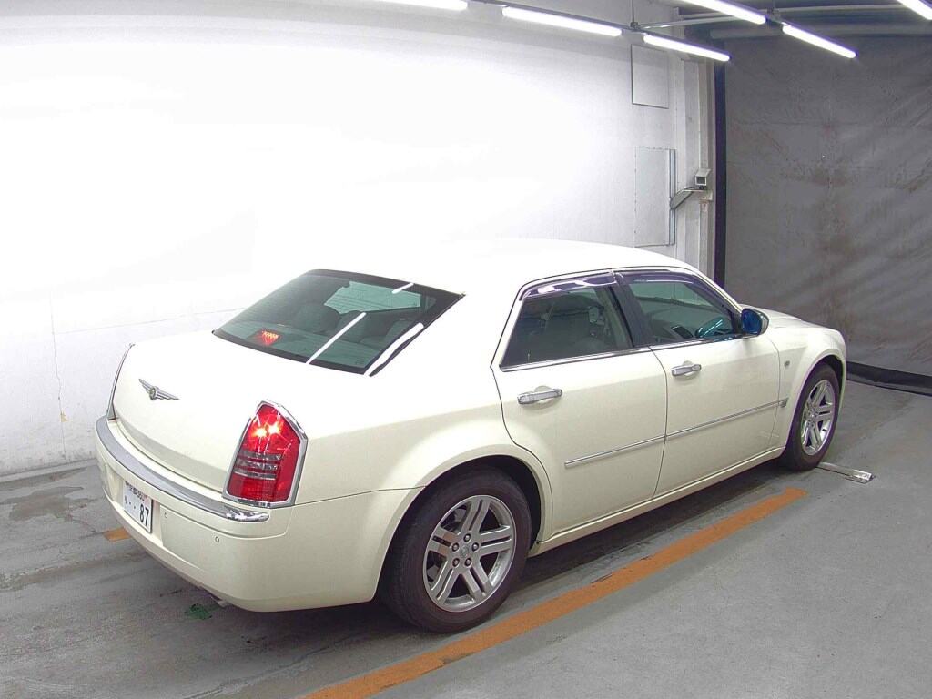 Chrysler 300C 2005 7065292-4