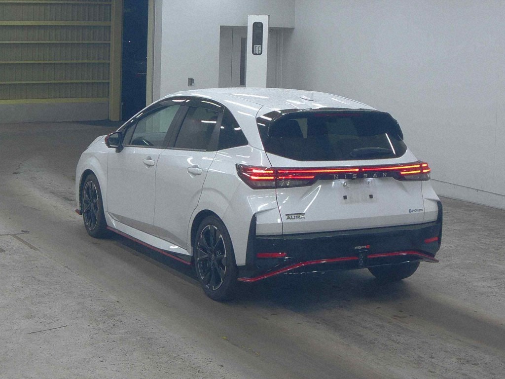 Nissan AURA 2023 7064485-1