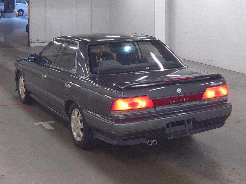 Nissan LAUREL 1991 7066973-1