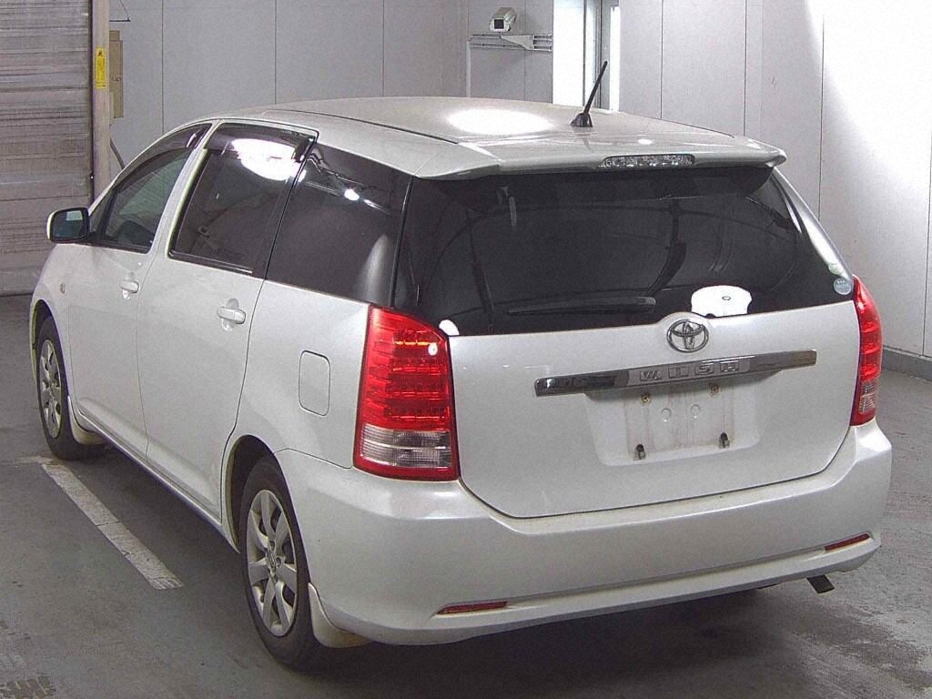 Toyota WISH 2006 7098920-1