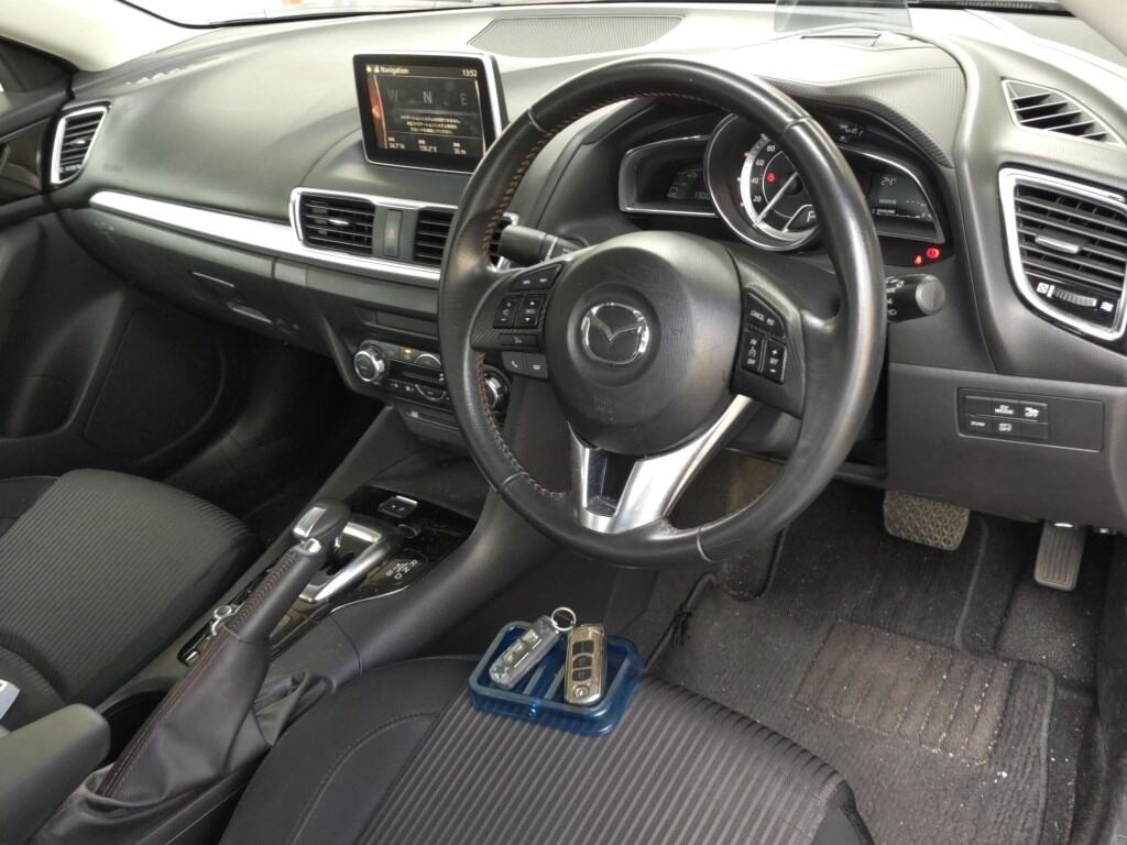 Mazda AXELA HYBRID 2013 7108875-2