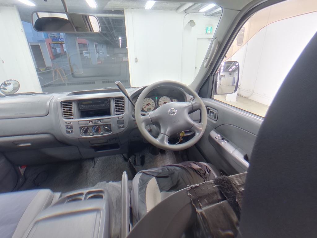 Nissan CARAVAN COACH 2005 7116574-2