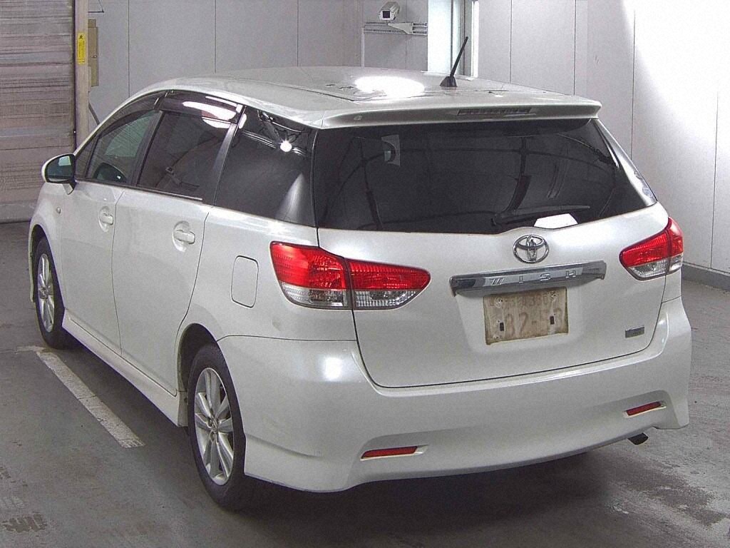 Toyota WISH 2009 7108994-1