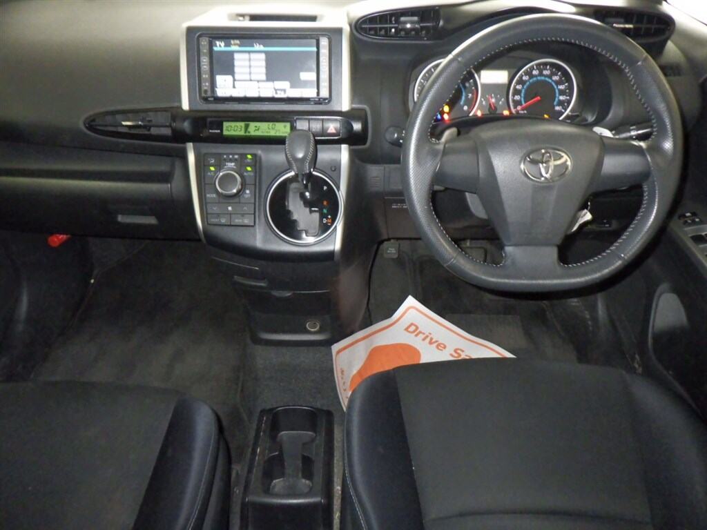 Toyota WISH 2009 7108994-2