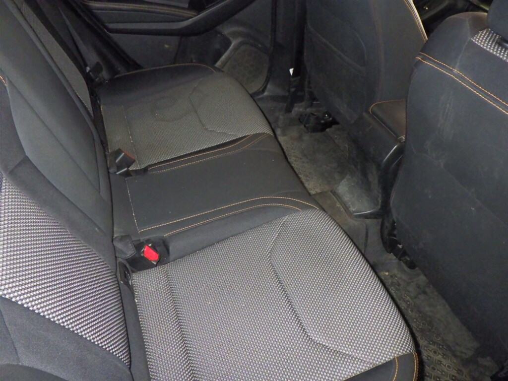 Subaru IMPREZA XV 2017 7127490-5