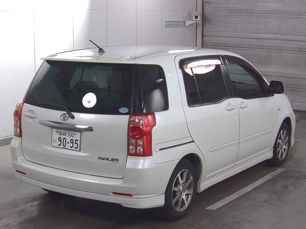 Toyota RAUM 2007 7124911-4